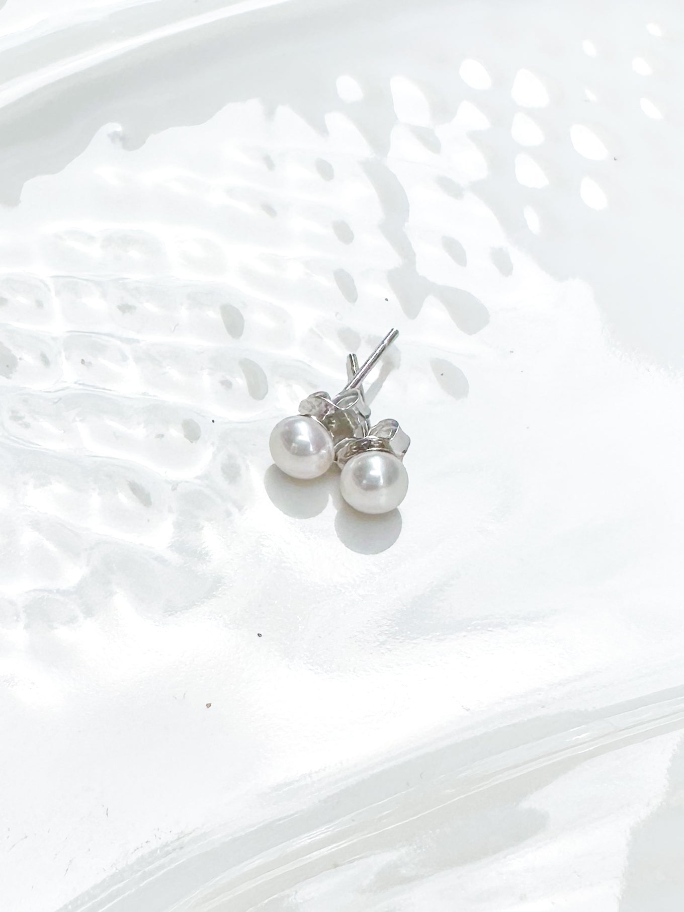 Forever Studs (4mm)
