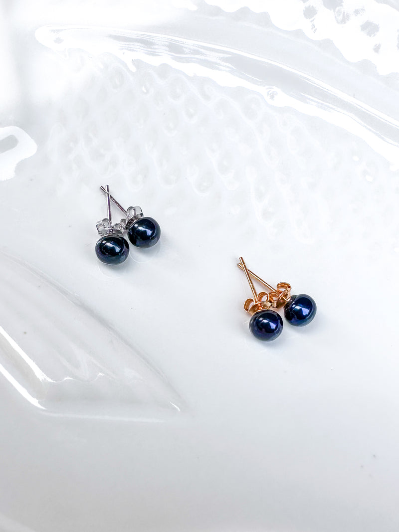 Forever Studs (5-5.5mm)