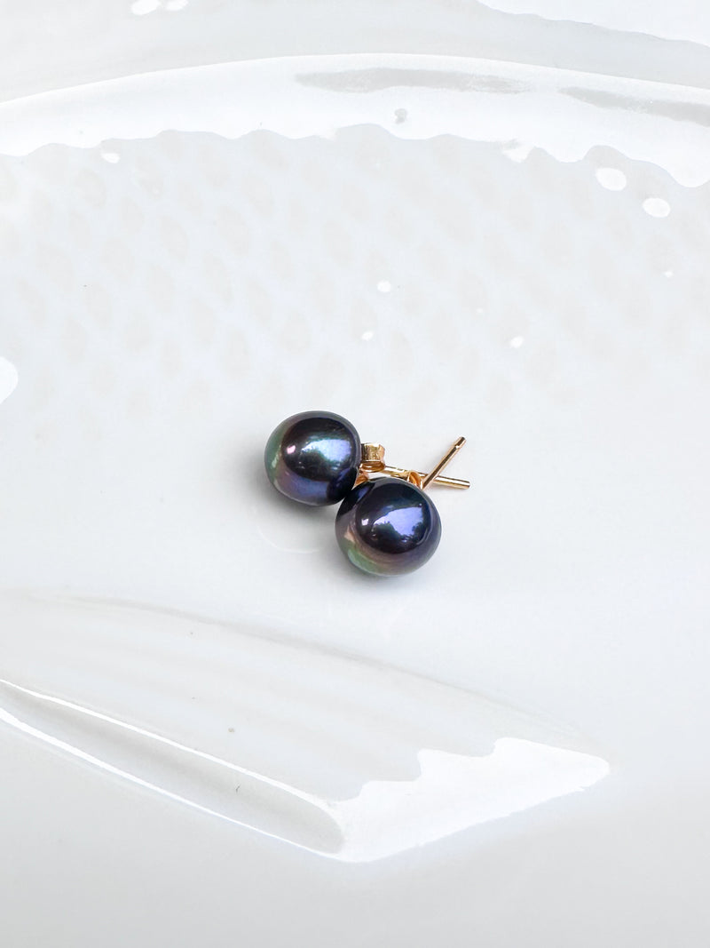 Forever Studs (8-8.5mm)