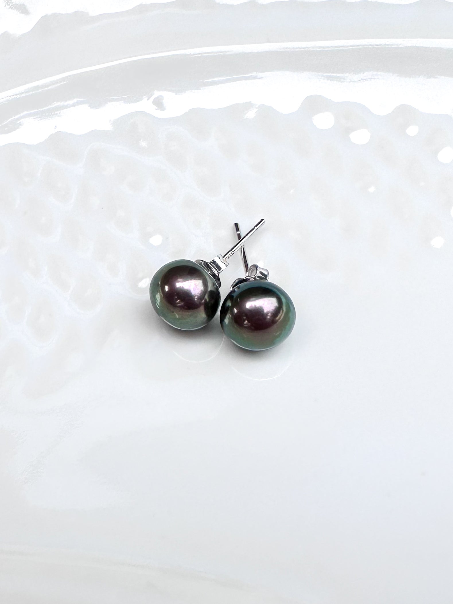 Forever Studs (8-8.5mm)