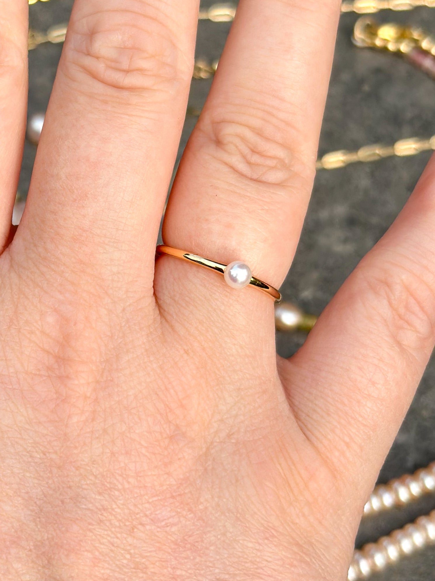 Mini Pearl Ring